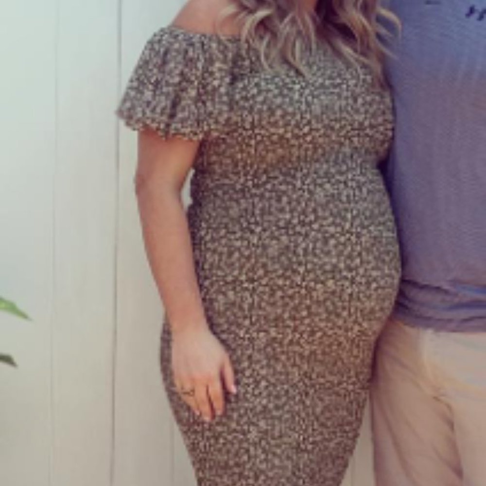 Pink Blush Maternity Green Floral Midi Dress